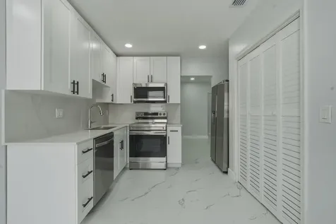 1114 Johnson Street Hollywood FL 33019