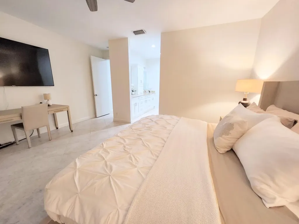 3567 Commodore Circle Delray Beach FL 33483