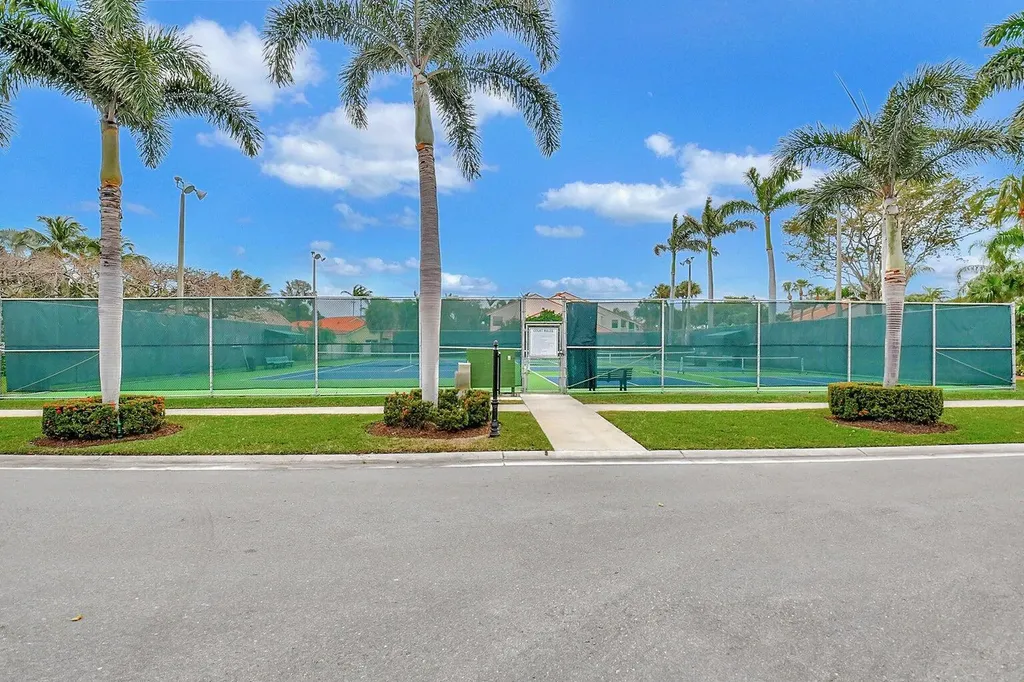 3567 Commodore Circle Delray Beach FL 33483