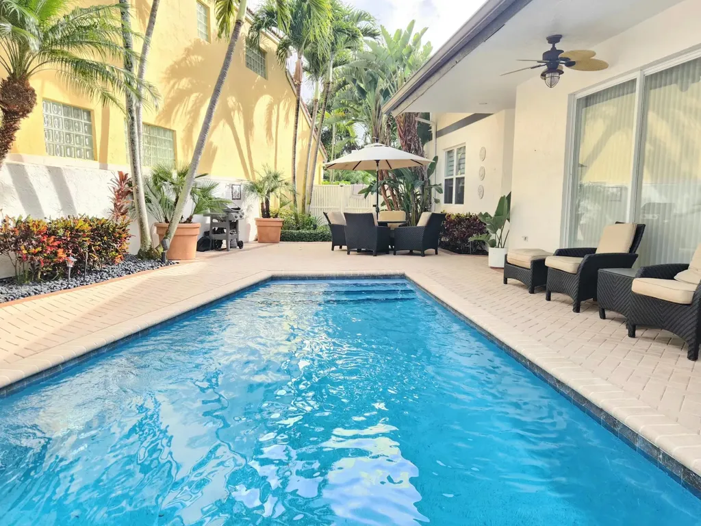 3567 Commodore Circle Delray Beach FL 33483