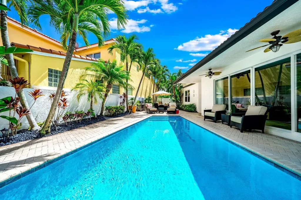 3567 Commodore Circle Delray Beach FL 33483