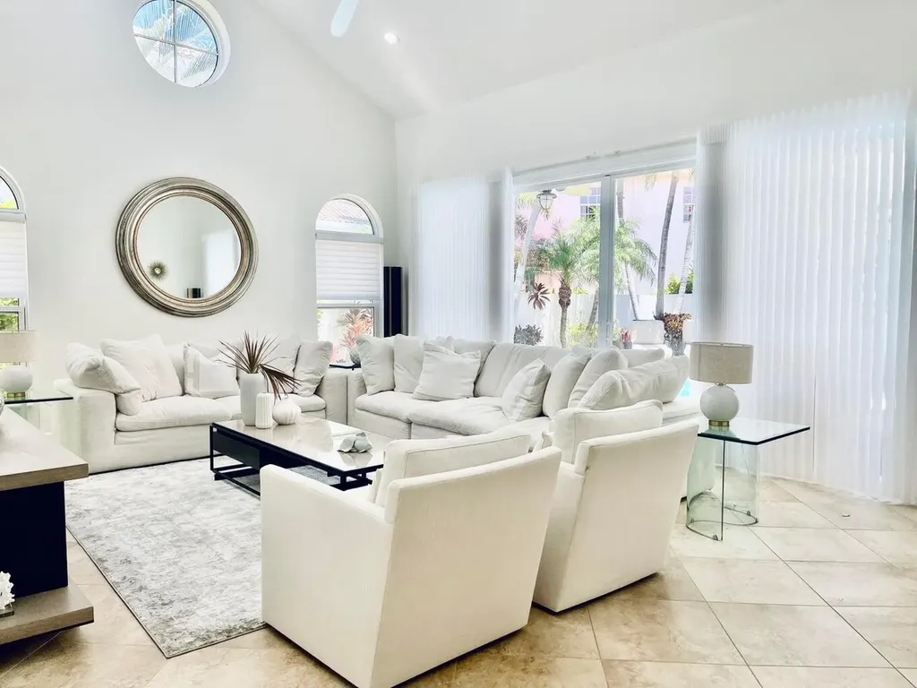 3567 Commodore Circle Delray Beach FL 33483