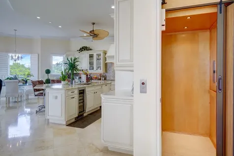 2775 Lake Drive Singer Island FL 33404