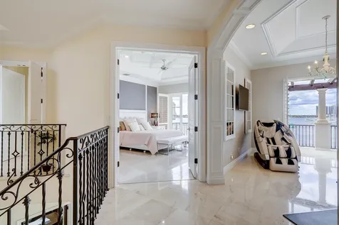 2775 Lake Drive Singer Island FL 33404
