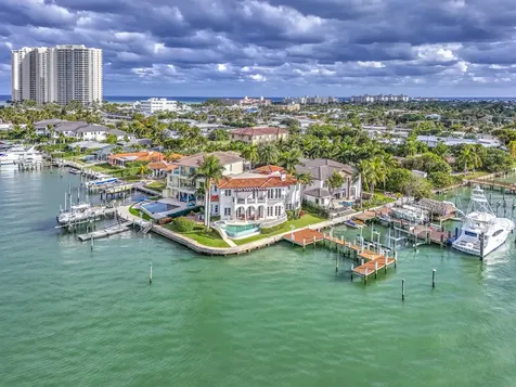2775 Lake Drive Singer Island FL 33404