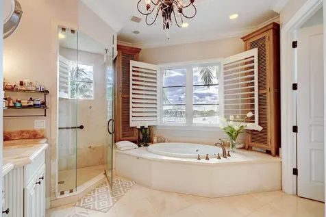 2775 Lake Drive Singer Island FL 33404