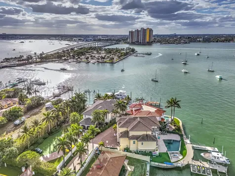 2775 Lake Drive Singer Island FL 33404