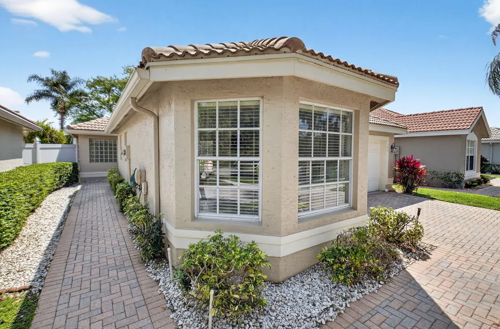 7385 W Mercada Way Delray Beach FL 33446