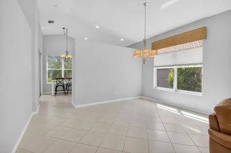 7385 W Mercada Way Delray Beach FL 33446