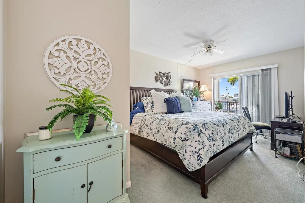 37 Yacht Club Drive North Palm Beach FL 33408