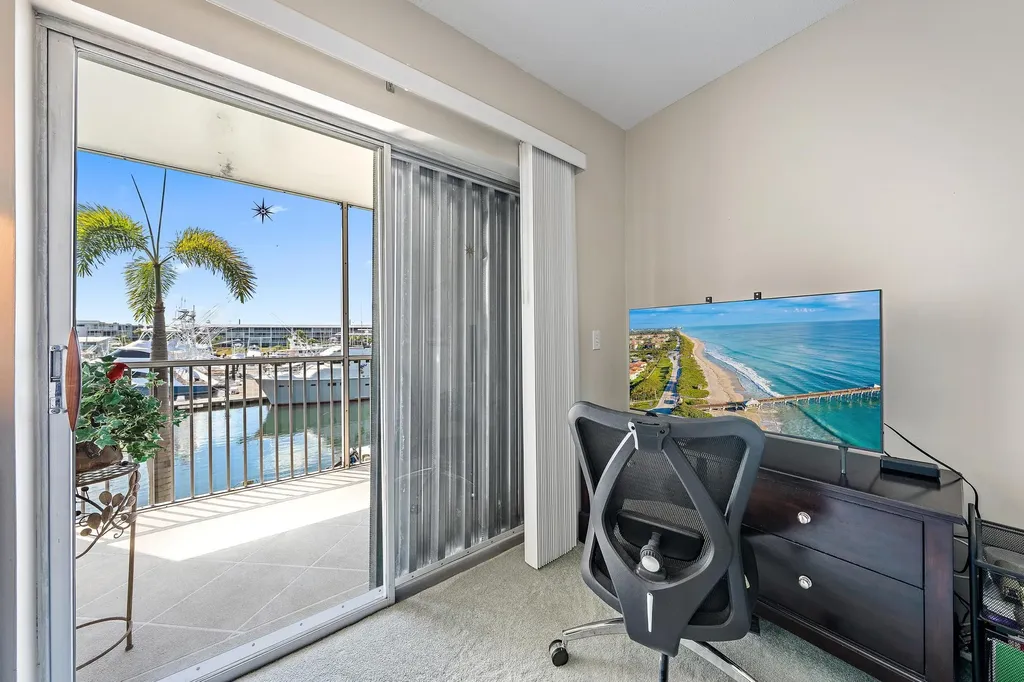 37 Yacht Club Drive North Palm Beach FL 33408