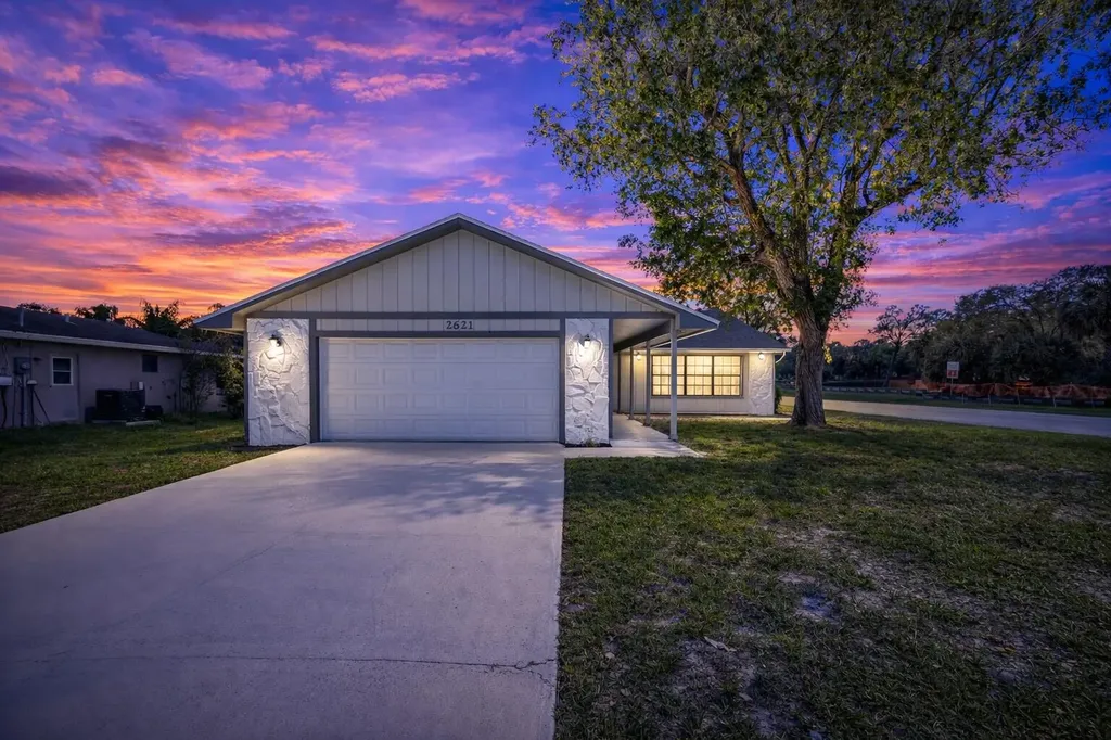 2621 SE Westmoreland Boulevard Port St Lucie FL 34952