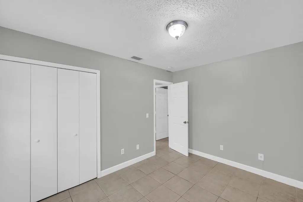 2621 SE Westmoreland Boulevard Port St Lucie FL 34952