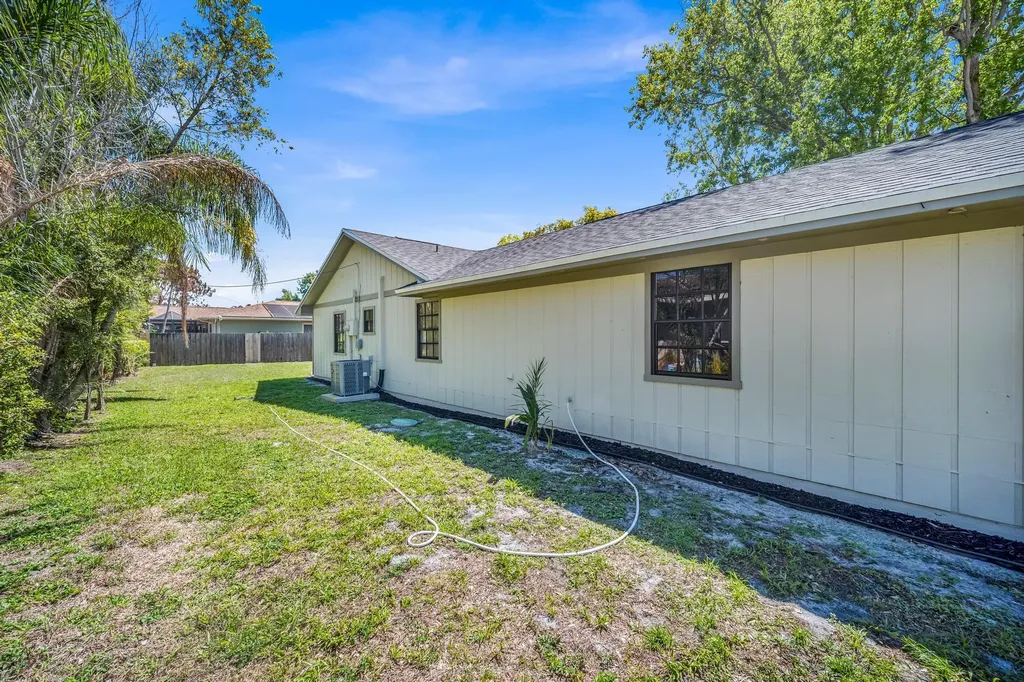 2621 SE Westmoreland Boulevard Port St Lucie FL 34952