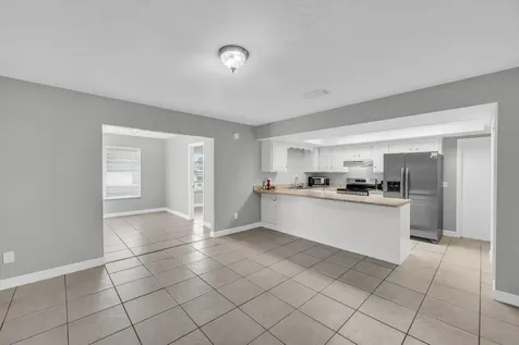 2621 SE Westmoreland Boulevard Port St Lucie FL 34952
