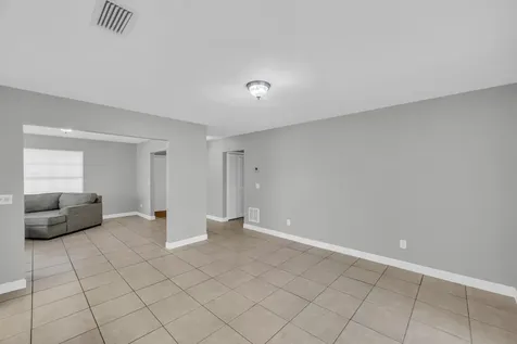 2621 SE Westmoreland Boulevard Port St Lucie FL 34952