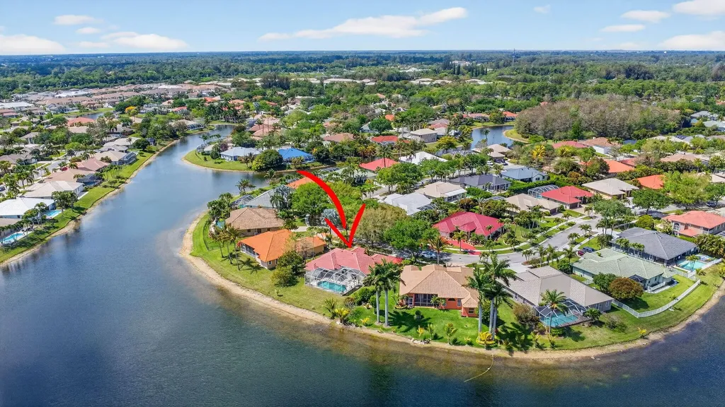 132 Kapok Crescent Royal Palm Beach FL 33411