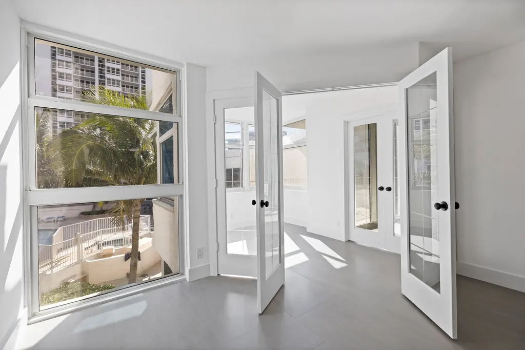 1360 S Ocean Boulevard Pompano Beach FL 33062