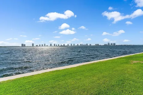 100 Shore Court North Palm Beach FL 33408