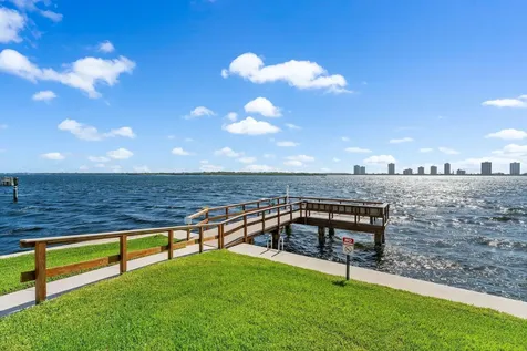 100 Shore Court North Palm Beach FL 33408