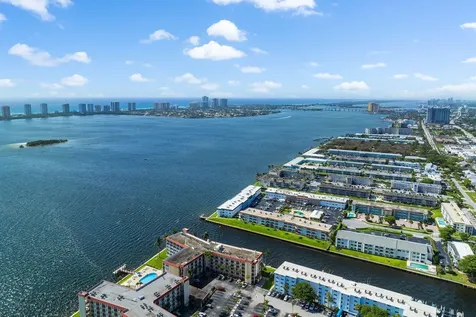 100 Shore Court North Palm Beach FL 33408