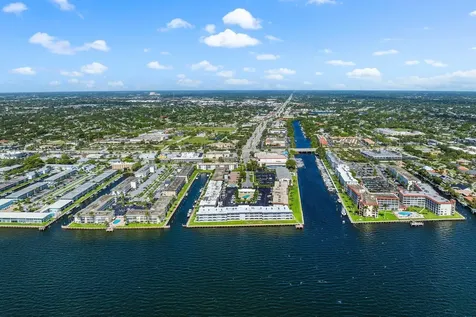 100 Shore Court North Palm Beach FL 33408
