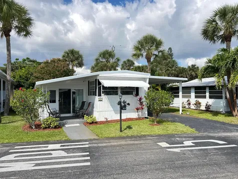 615 Alamanda Lane Deerfield Beach FL 33442