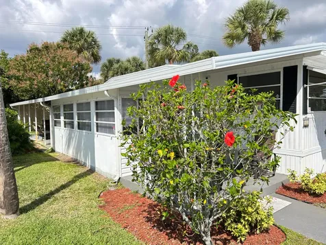 615 Alamanda Lane Deerfield Beach FL 33442