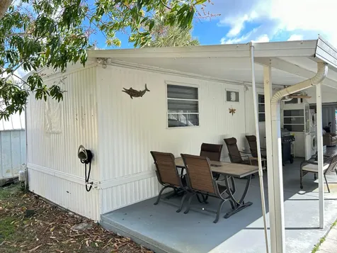 615 Alamanda Lane Deerfield Beach FL 33442