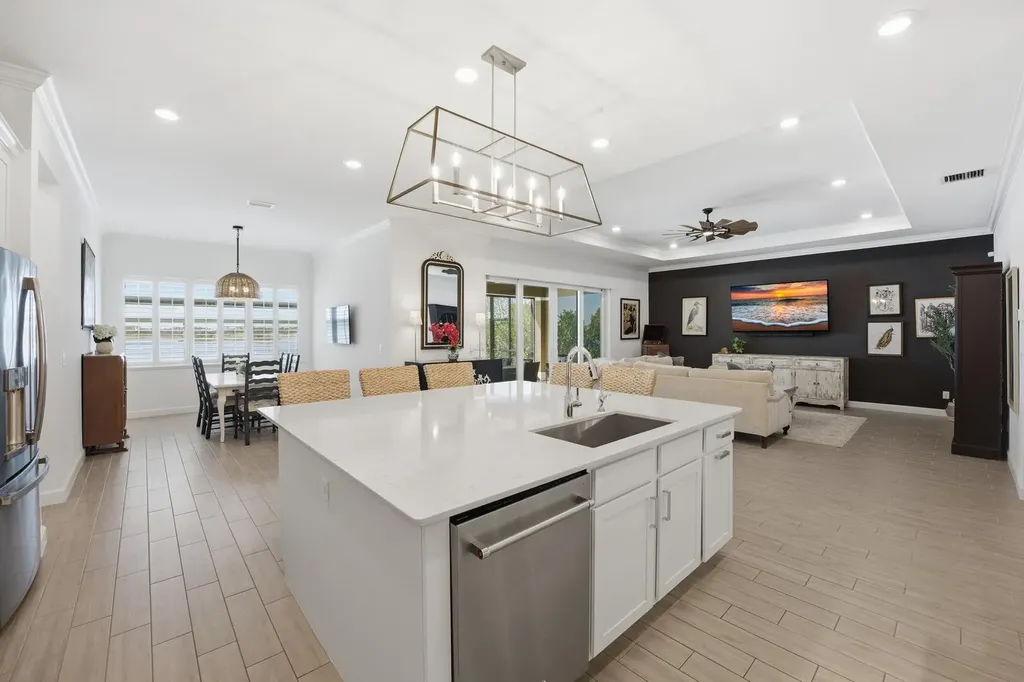 829 Hookline Circle Loxahatchee FL 33470