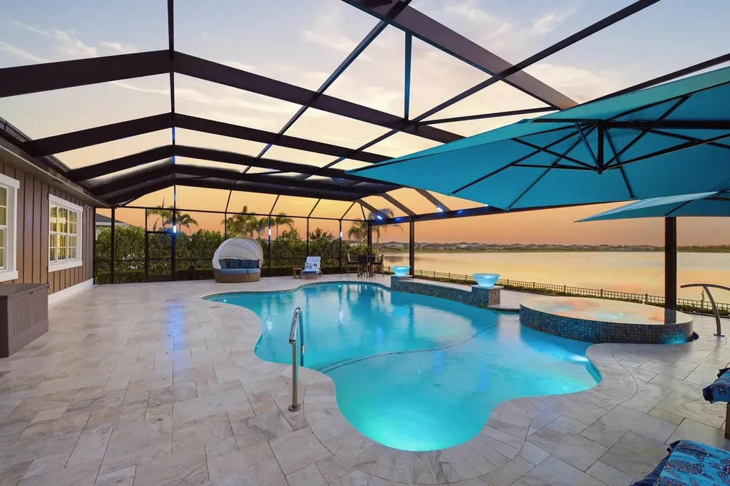 829 Hookline Circle Loxahatchee FL 33470