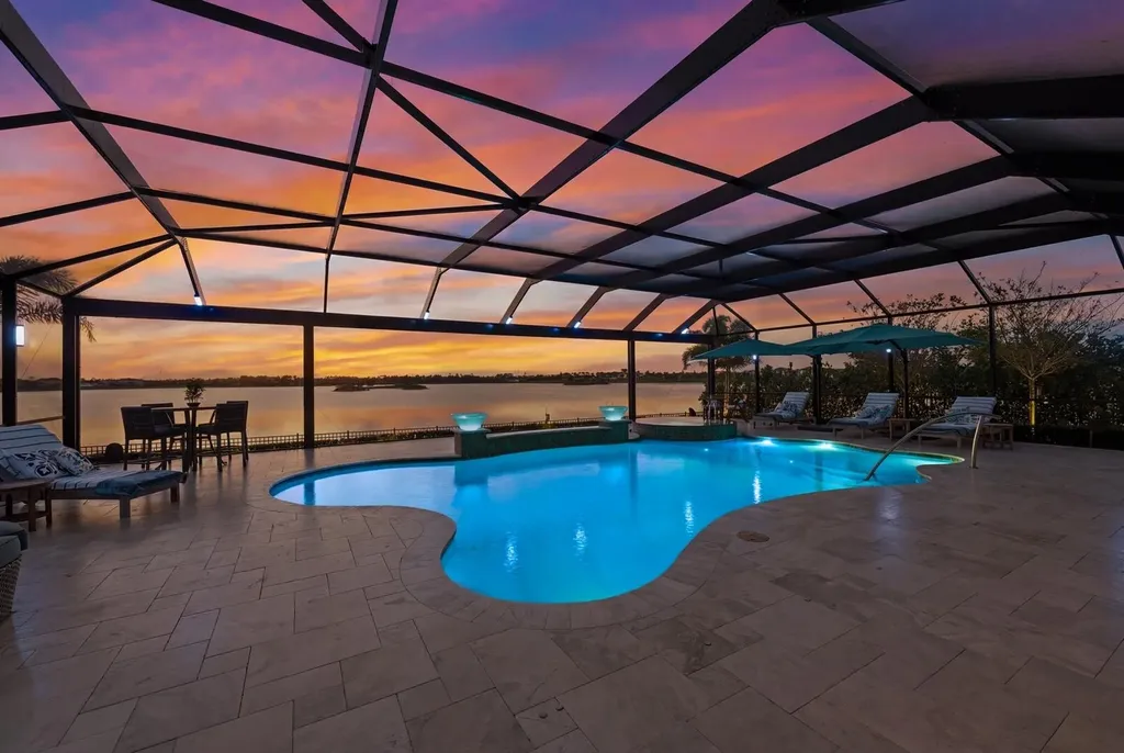 829 Hookline Circle Loxahatchee FL 33470