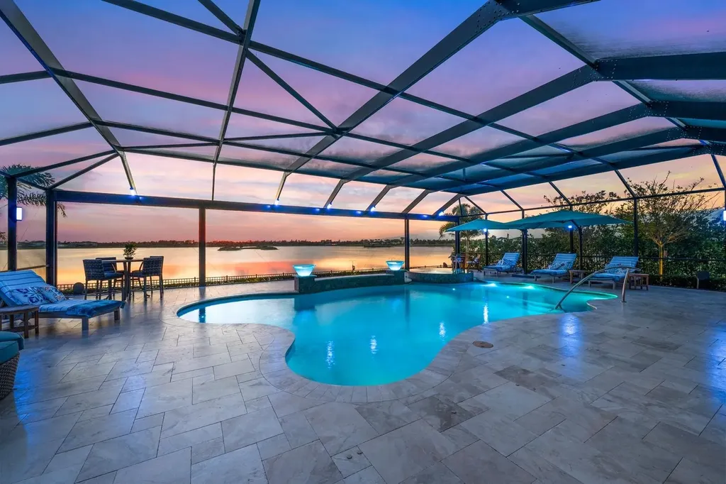 829 Hookline Circle Loxahatchee FL 33470