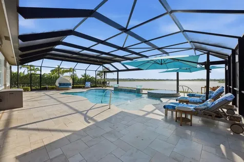 829 Hookline Circle Loxahatchee FL 33470
