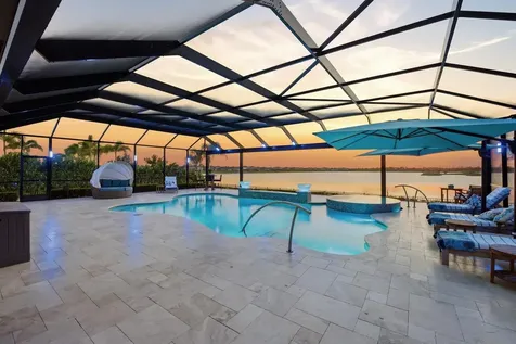 829 Hookline Circle Loxahatchee FL 33470