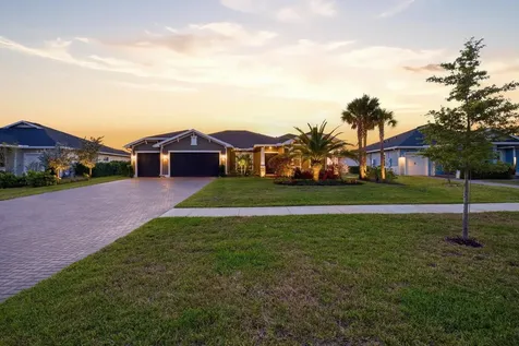 829 Hookline Circle Loxahatchee FL 33470