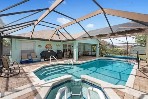 5593 NW Wesley Road Port St Lucie FL 34986