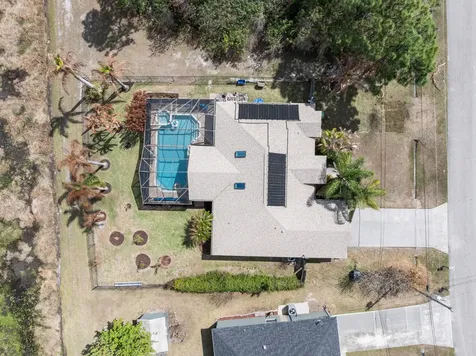 5593 NW Wesley Road Port St Lucie FL 34986