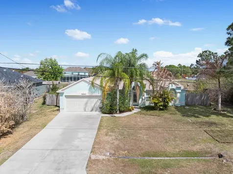 5593 NW Wesley Road Port St Lucie FL 34986