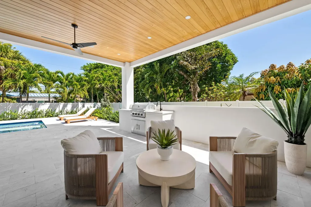 2625 NE 29th Court Fort Lauderdale FL 33306