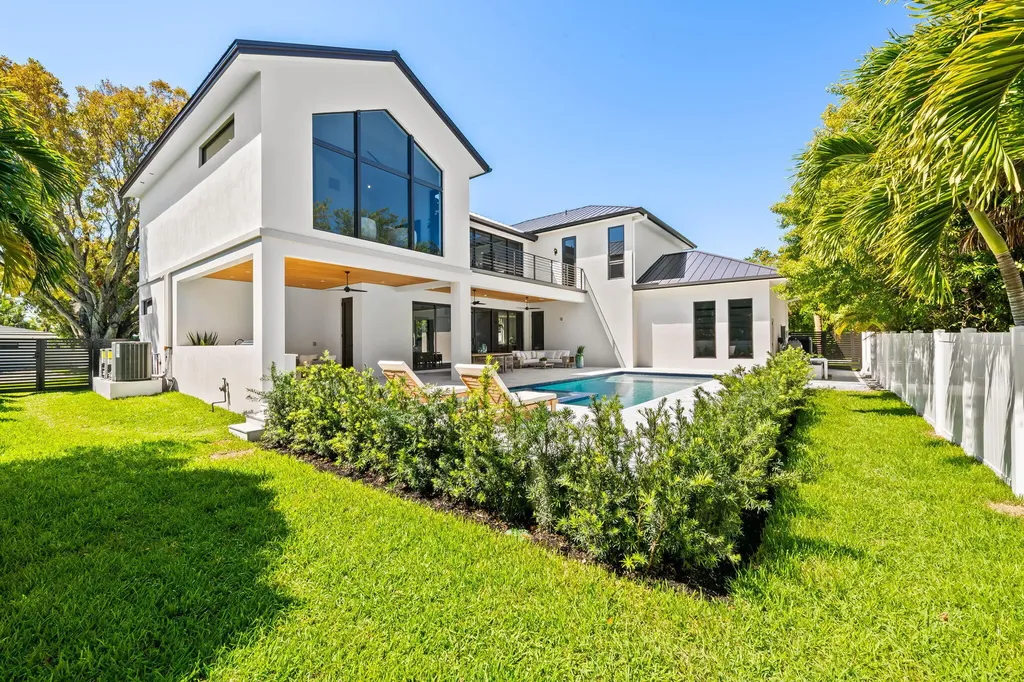 2625 NE 29th Court Fort Lauderdale FL 33306