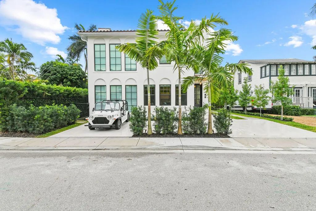 226 Oleander Avenue Palm Beach FL 33480