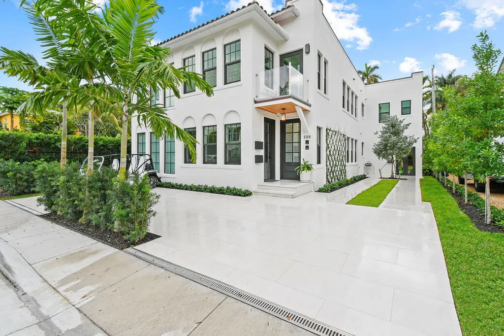226 Oleander Avenue Palm Beach FL 33480