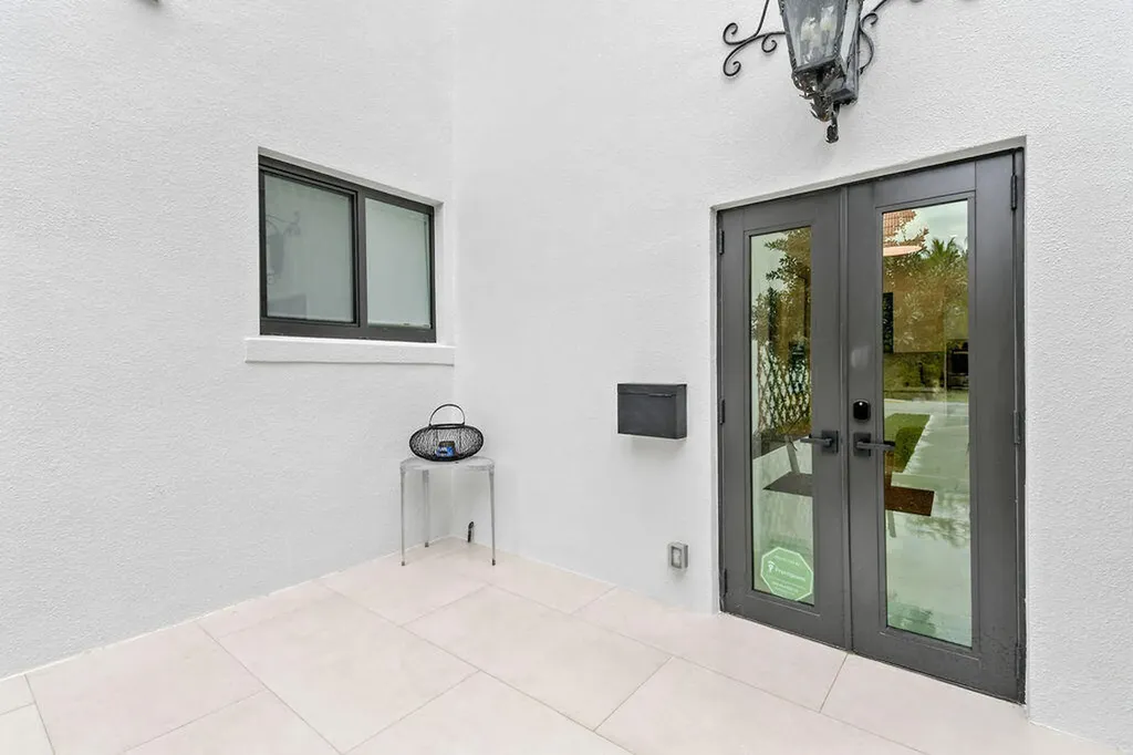 226 Oleander Avenue Palm Beach FL 33480