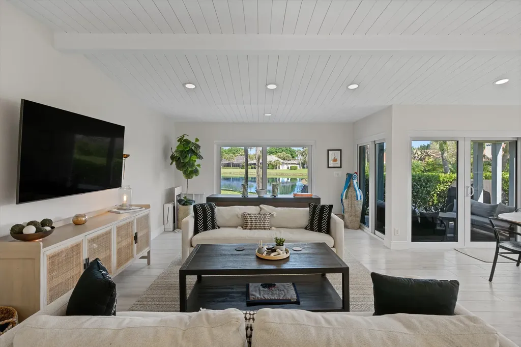 2235 Las Brisas Court Wellington FL 33414