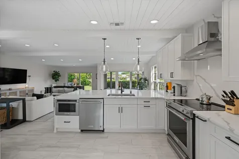 2235 Las Brisas Court Wellington FL 33414