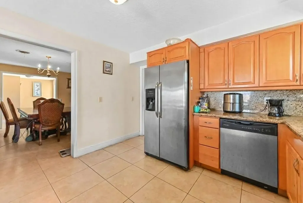315 SW 12th Avenue Boynton Beach FL 33435