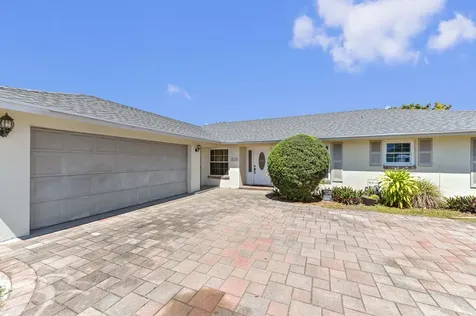 315 SW 12th Avenue Boynton Beach FL 33435