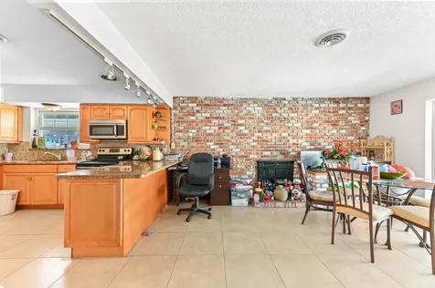 315 SW 12th Avenue Boynton Beach FL 33435