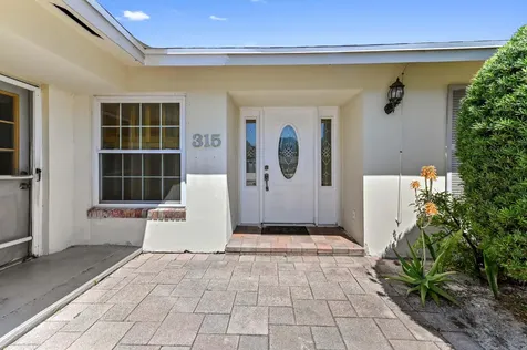 315 SW 12th Avenue Boynton Beach FL 33435